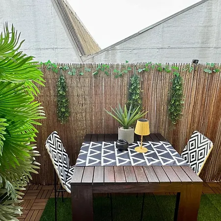 Apartament With Mezzanine Rua Da Moeda