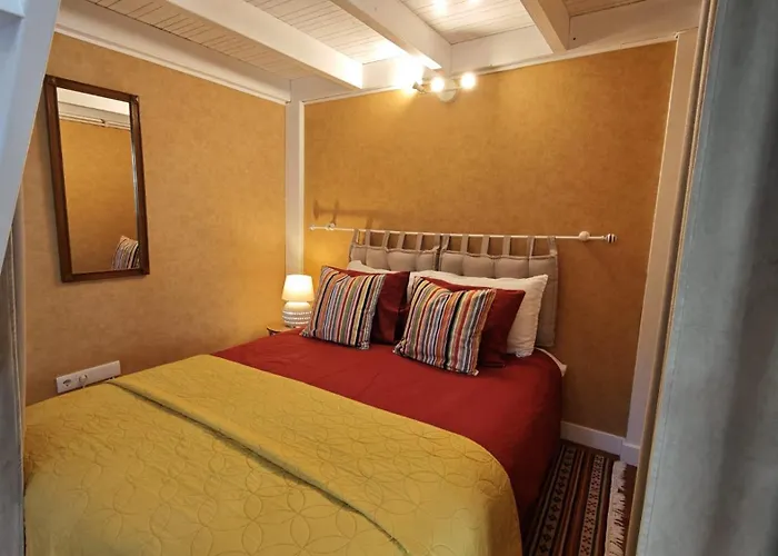 Appartement With Mezzanine Rua Da Moeda *