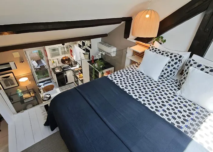 With Mezzanine Rua Da Moeda