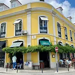 Διαμέρισμα With Mezzanine Rua Da Moeda *