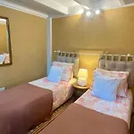 莫埃达街一室公寓（带夹层楼） *