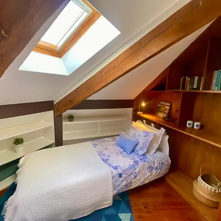 Apartamento With Mezzanine Rua Da Moeda *