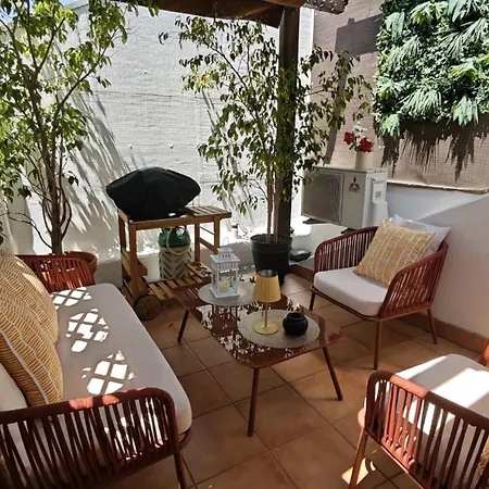 With Mezzanine Rua Da Moeda *