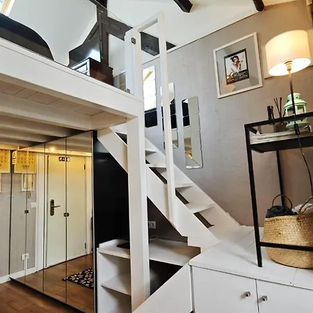 Apartment With Mezzanine Rua Da Moeda *