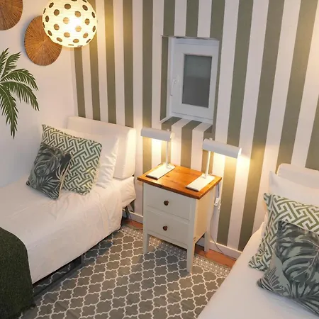 With Mezzanine Rua Da Moeda * Lisbon