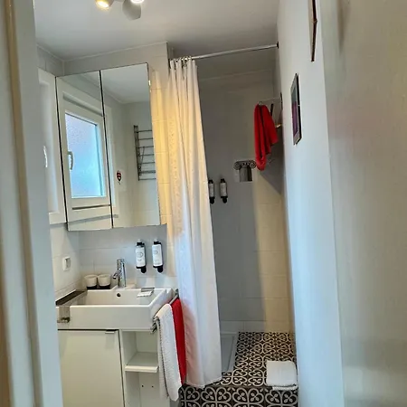 شقة With Mezzanine Rua Da Moeda *