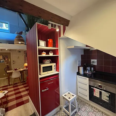 Apartament With Mezzanine Rua Da Moeda