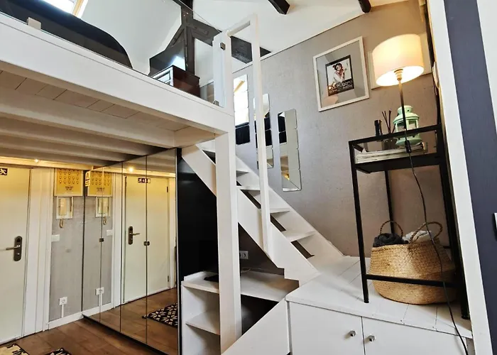 Apartment With Mezzanine Rua Da Moeda *